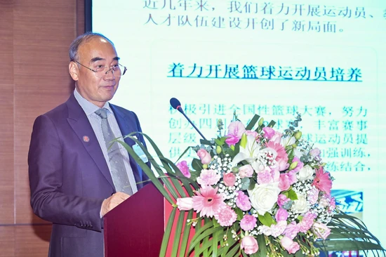 业余爱好者如何在有限时间内提升篮球优势_0
